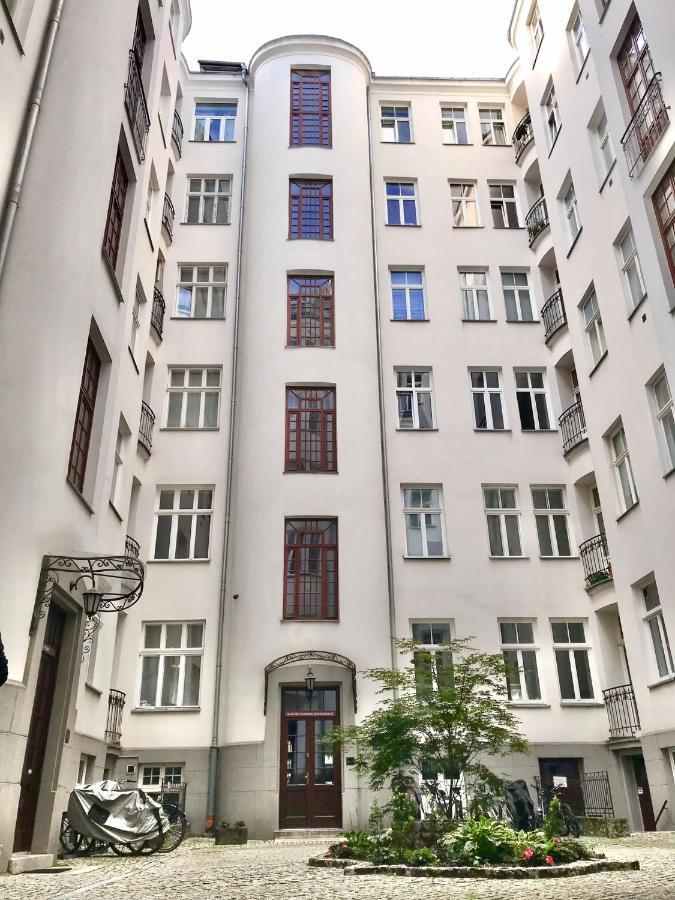 Bezagenta Wilcza8 Minimalist Studio Central Location Warsawa Bagian luar foto